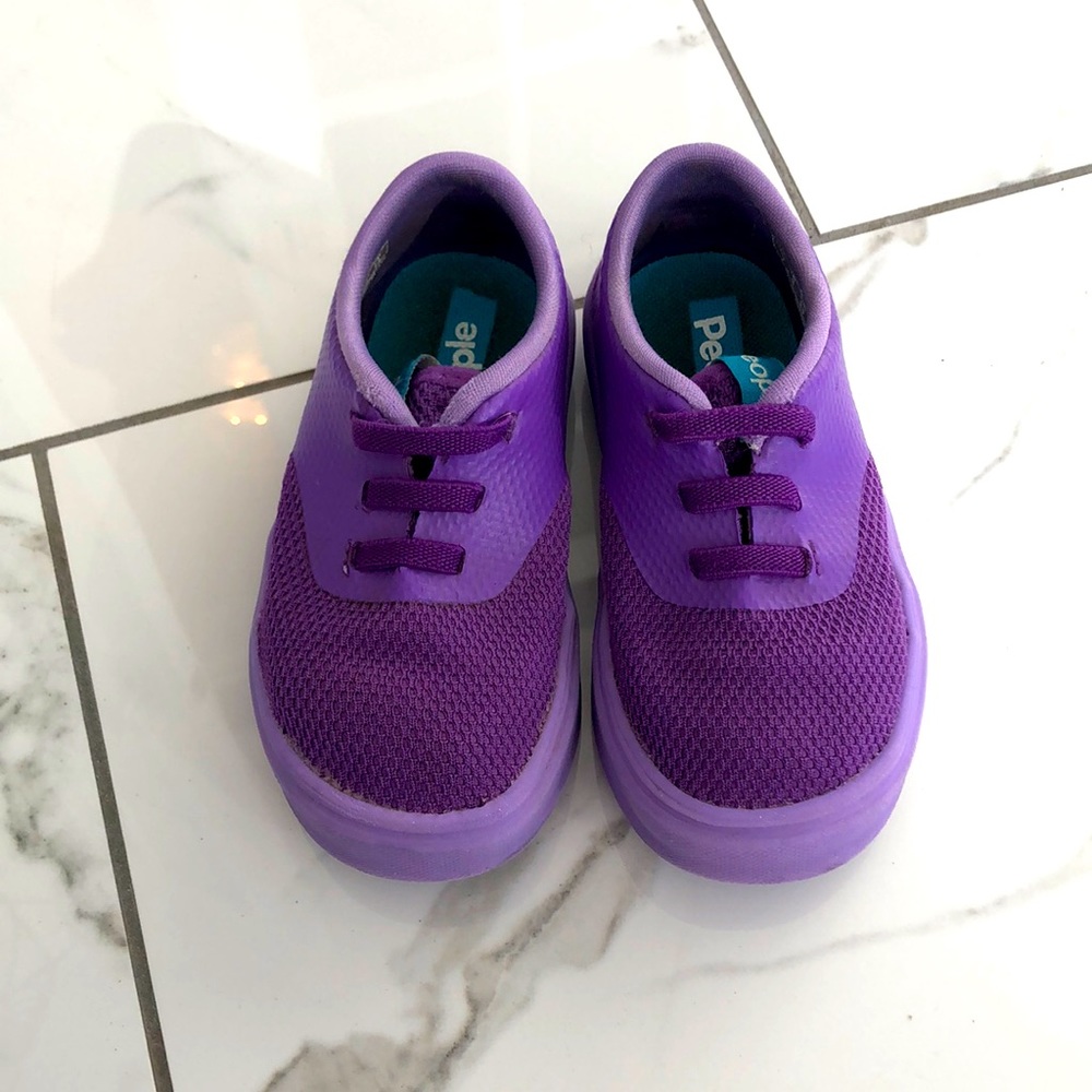 People sneakers